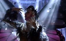 'Pega Pega': Douglas estreia show na Strass