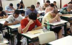 N&uacute;mero de inscritos para o Enem 2017 cai 31,3% no Paran&aacute;