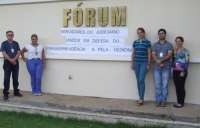 Pinh&atilde;o - Servidores da Justi&ccedil;a do Paran&aacute; tiveram na tarde desta ter&ccedil;a, dia 24, uma breve greve