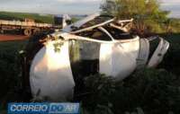 Um morre outro fica gravemente ferido após capotamento na PR 239