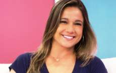 Fernanda Gentil brinca com "m&atilde;o boba" de crian&ccedil;a em foto