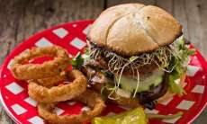 Hamburguer Vegano promete agradar at&eacute; os mais carn&iacute;voros; aprenda