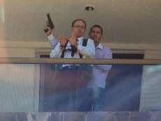 Hotel em Bras&iacute;lia &eacute; esvaziado ap&oacute;s homem fazer funcion&aacute;rio ref&eacute;m
