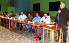 Tr&ecirc;s Barras - Em sess&atilde;o extraordin&aacute;ria vereadores aprovam quatro projetos de lei referente a pavimenta&ccedil;&atilde;o asf&aacute;ltica
