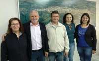 Guaraniaçu - Prefeito recebe representantes da APMF da Escola Joaquim Modesto da Rosa