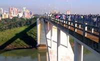 Ponte da amizade, local do assalto