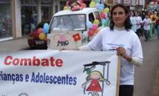Pinh&atilde;o - Semana de Combate &agrave; explora&ccedil;&atilde;o sexual infanto-juvenil encerra com caminhada