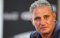 Tite culpa &aacute;rbitro por cart&atilde;o, mas admite falta de maturidade de Neymar