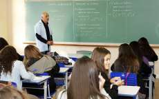 In&iacute;cio do semestre movimenta escolas da rede estadual