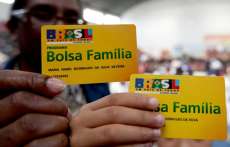 Temer anuncia reajuste de 12,5% do Bolsa Fam&iacute;lia e R$ 700 milh&otilde;es para educa&ccedil;&atilde;o