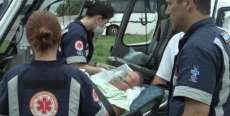 Tr&ecirc;s Barras - Helic&oacute;ptero do Consamu faz a transfer&ecirc;ncia de paciente