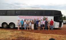 Rio Bonito -  Prefeitura adquire &ocirc;nibus para transporte universit&aacute;rio