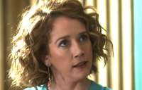 'A Lei do Amor': Vit&oacute;ria fica sabendo que Ciro tem outra e p&otilde;e o marido contra a parede