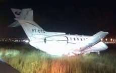 Avi&atilde;o com A&eacute;cio Neves faz pouso de emerg&ecirc;ncia