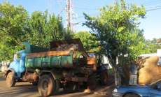 Palmital - Prefeito promove limpeza no munic&iacute;pio