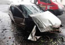 Guarania&ccedil;u - Acidente na BR 277 deixa carros destru&iacute;dos