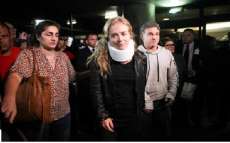 Ap&oacute;s acidente de avi&atilde;o, Ang&eacute;lica, Luciano Huck e filhos fazem terapia
