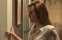 'A Lei do Amor': Hel&ocirc; flagra Suzana dormindo com Pedro