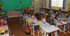 Nova Laranjeiras - Alunos da rede municipal de ensino retornam as aulas nesta quinta, dia 05