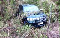 Laranjeiras - Hilux sai da pista na BR 277