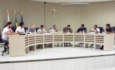 Guarania&ccedil;u - Vereadores de Guarania&ccedil;u aprovam a lei or&ccedil;ament&aacute;ria de 2015