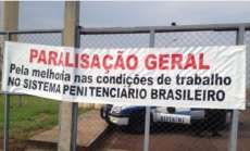 Catanduvas - Agentes de penitenci&aacute;ria federal "cruzaram os bra&ccedil;os" nesta quarta dia 21