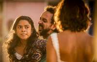 'Velho Chico': Luzia culpa Tereza por sumi&ccedil;o de Santo e ataca 'Te mato &eacute; agora!'