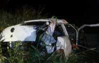 Motorista morre após capotar o carro