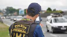 Multa de R$ 957 por ultrapassagem proibida 'pega' 1,7 mil motoristas no Paran&aacute;
