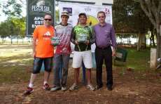 Rio Bonito - Cidade realizou no s&aacute;bado dia 21, 1&ordf; etapa do campeonato de pesca a Tra&iacute;ra com iscas artificiais