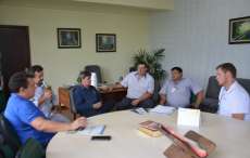 Pinh&atilde;o - Prefeito Odir negocia d&iacute;vida com a Cantuquirigua&ccedil;u