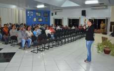 Pinh&atilde;o - Secret&aacute;ria de Educa&ccedil;&atilde;o participa de palestra sobre as a&ccedil;&otilde;es do PROERD em 2017