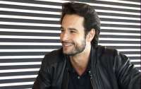 Salário de Rodrigo Santoro é motivo de descontentamento entre atores da Globo