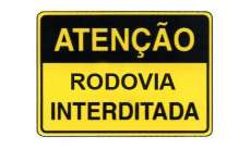 Foz do Jord&atilde;o - Queda de barreira interdita BR 373 &ndash; Km 424