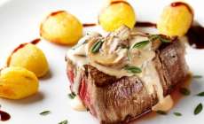 Receita de Alcatra com Molho de Champignon &eacute; deliciosa e f&aacute;cil; aprenda