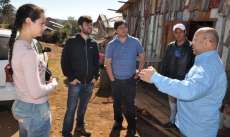 Laranjeiras - Um dia após firmar compromisso com moradores, prefeitura inicia trabalhos para levar água ao Caic