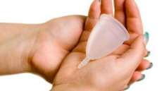 Copo menstrual coleta fluxo por at&eacute; 12 horas; saiba como usar