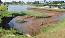 Laranjeiras - Secretaria de Viação inicia processo de dragagem do Lago Municipal