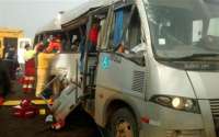 Uma pessoa morre e 15 ficam feridos em grave acidente