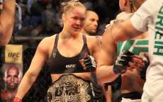 Ronda Rousey revela que chorou antes de lutar com Bethe Correia