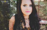 Pinh&atilde;o - Veja a beleza de Caroline Switalski, a "Rainha da Festa do Pinh&atilde;o", em fotos de Ty Vieira