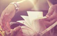H&aacute;bito da leitura di&aacute;ria aumenta expectativa de vida