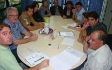 Representante do D E R com prefeito