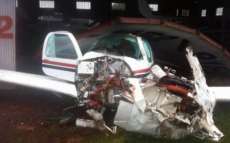 Ladr&otilde;es tentam furtar avi&atilde;o, mas aeronave se choca contra muro e &eacute; abandonada