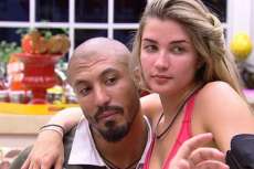 Ex-BBBs Aline e Fernando reatam namoro