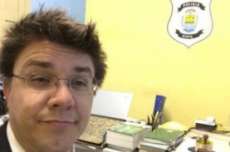 Oscar Filho, do "CQC", &eacute; agredido durante grava&ccedil;&atilde;o no Piau&iacute;