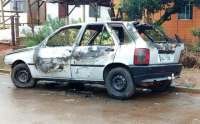Pinh&atilde;o - Carro &eacute; incendiado no Bairro S&atilde;o Crist&oacute;v&atilde;o