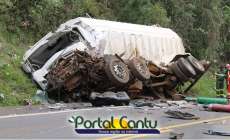 Guarania&ccedil;u - Um grave acidente tirou a vida de dois caminhoneiros pr&oacute;ximo a comunidade Bela Vista