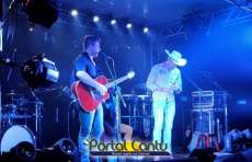 Laranjeiras - Janderson e Anderson no Oba Oba - 17.06.16