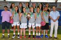 Pinh&atilde;o - Prefeito visita treino de basquete